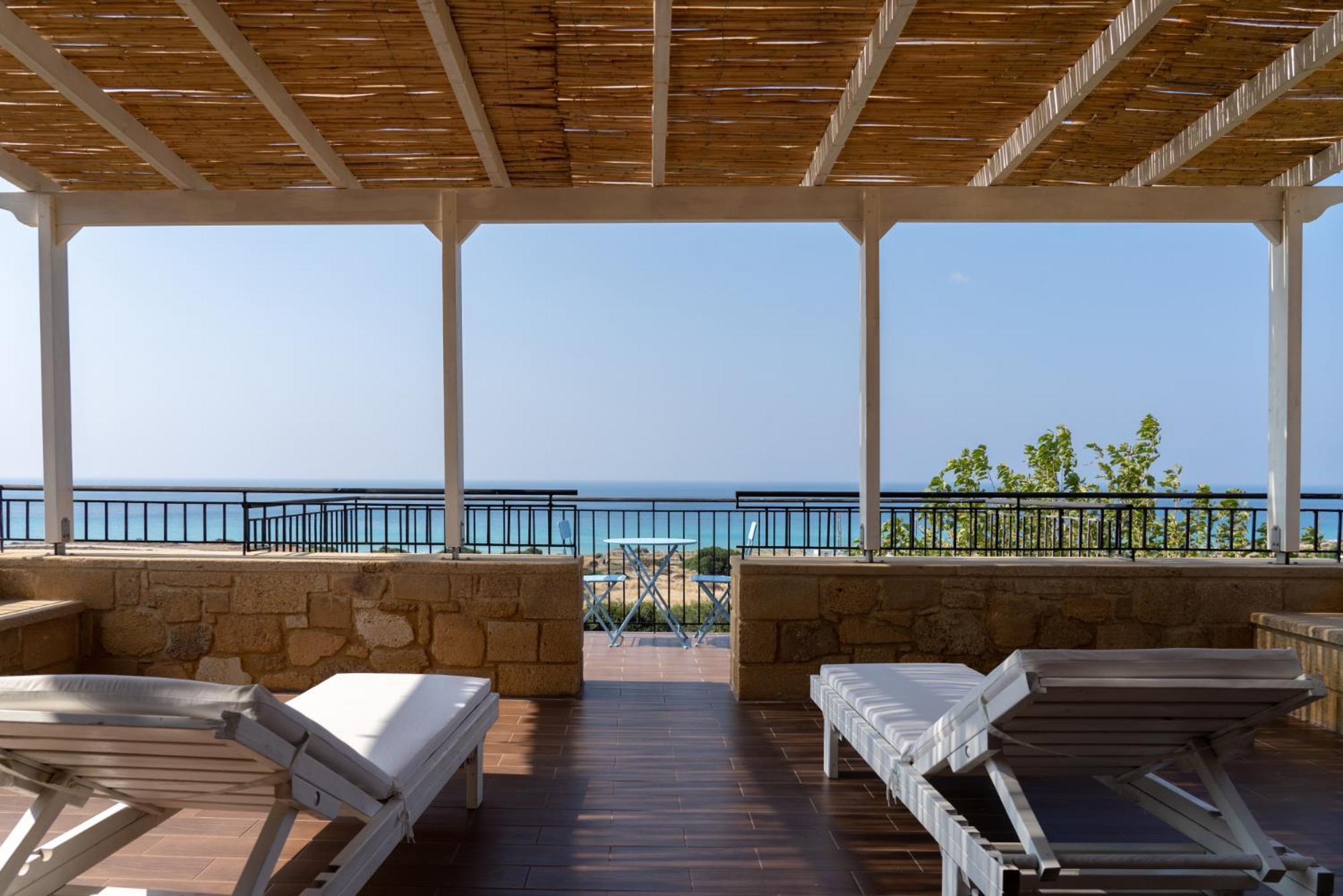 Sunset Villas 팔라사르나 외부 사진