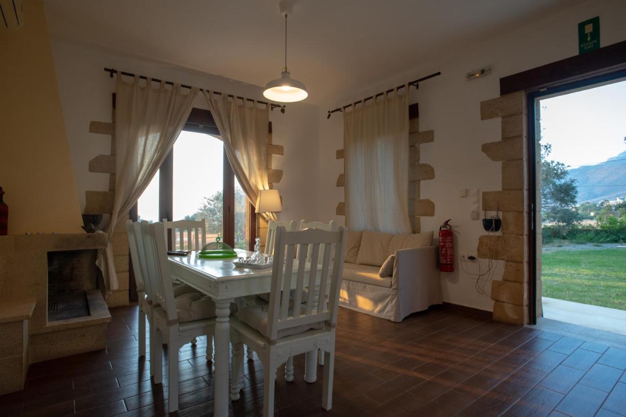 Sunset Villas 팔라사르나 외부 사진
