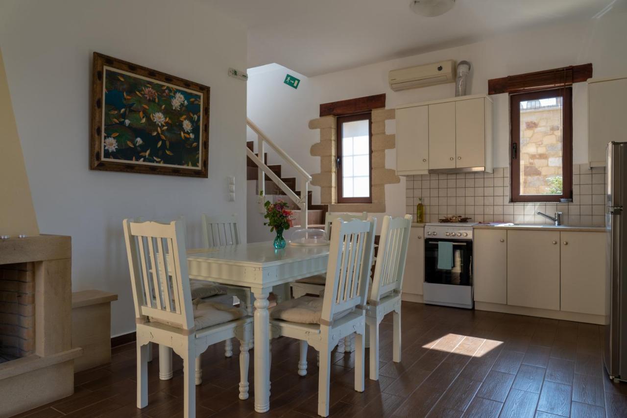 Sunset Villas 팔라사르나 외부 사진